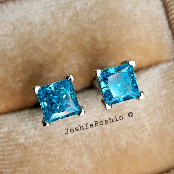 6MM blue diamond heart prong solitaire stud earrings in sterling silver - Picture 1 of 12